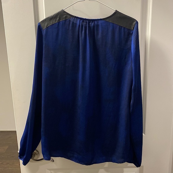 Blue Blouse - Picture 2 of 2